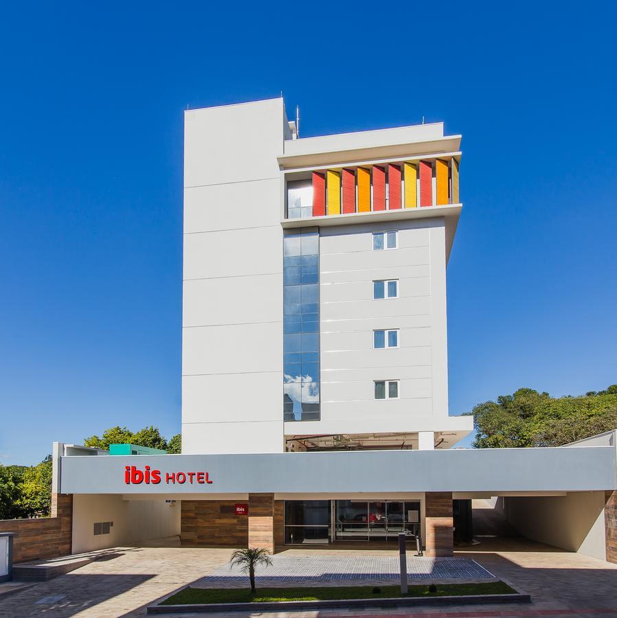 Hotel Ibis Erechim Exterior foto